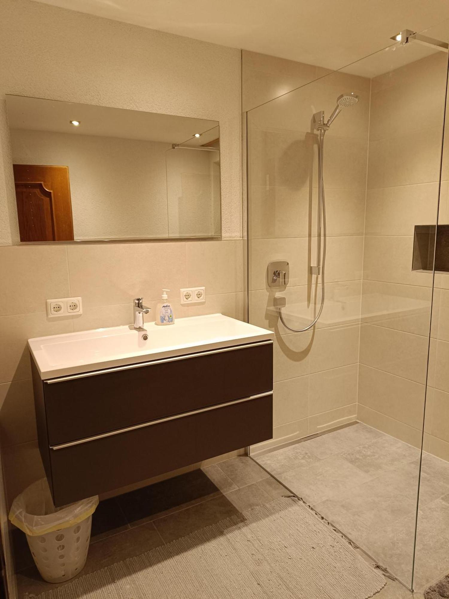 Kathrins Ferienwohnung Breitenbach am Inn Bagian luar foto