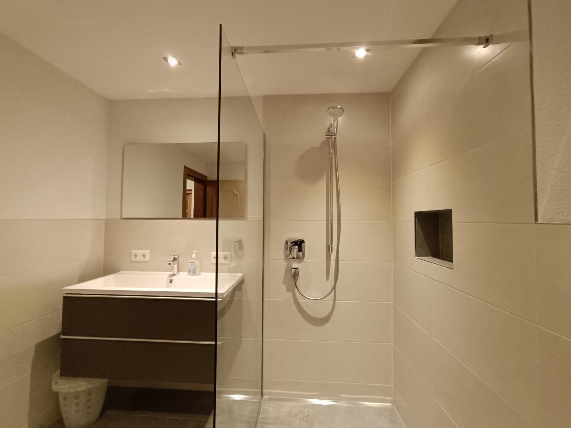 Kathrins Ferienwohnung Breitenbach am Inn Bagian luar foto