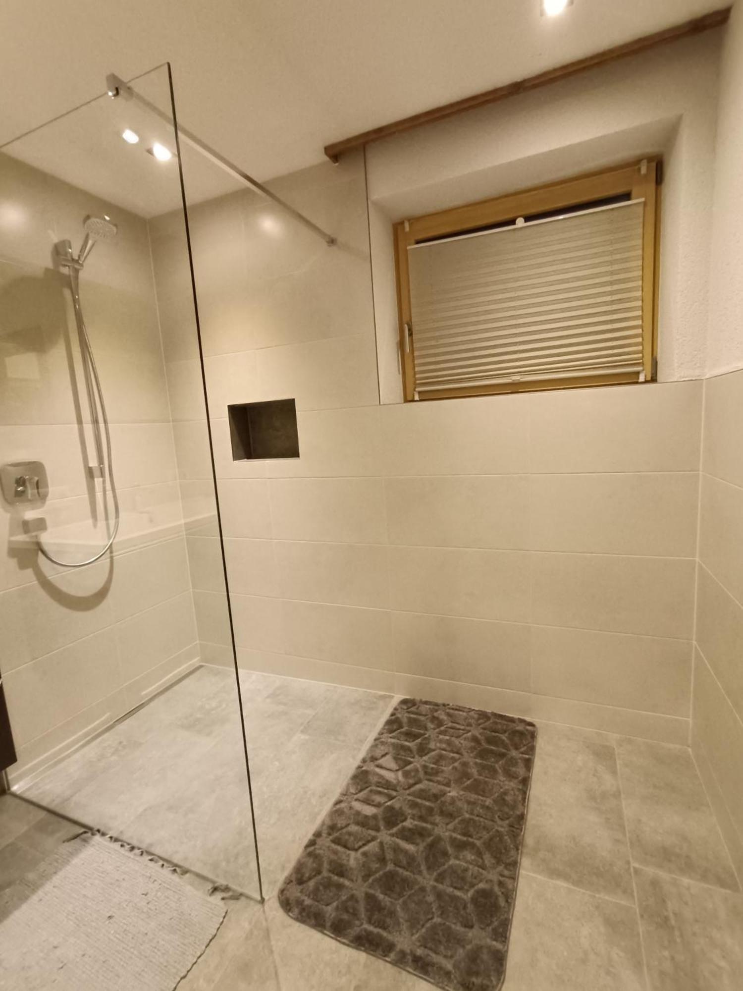 Kathrins Ferienwohnung Breitenbach am Inn Bagian luar foto